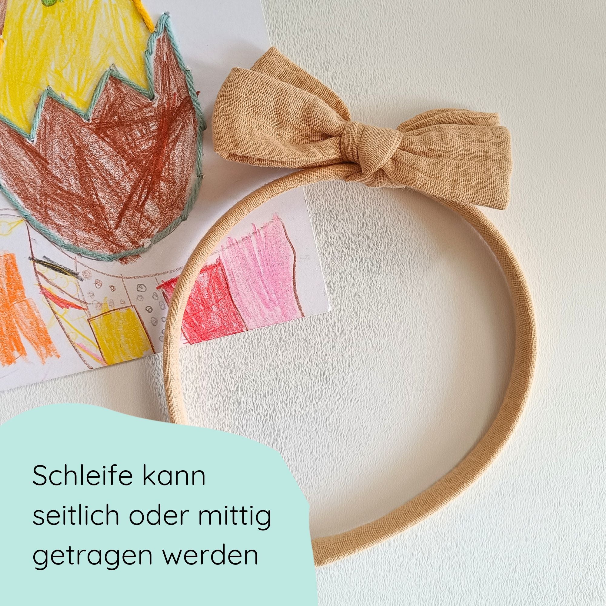 Haarreifen mit großer Schleife in der Farbe sand Detailbild