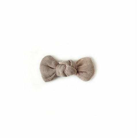 Haarschleife Knoten | Alligatorclip oder Haargummi | taupe