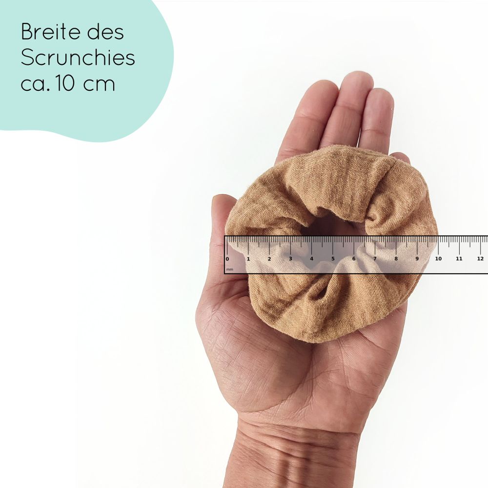 small scrunchie for children | camel