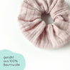 Detail kleines Scrunchie für Kinder in hellrosa