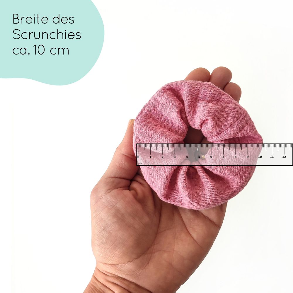 small scrunchie for children | pink