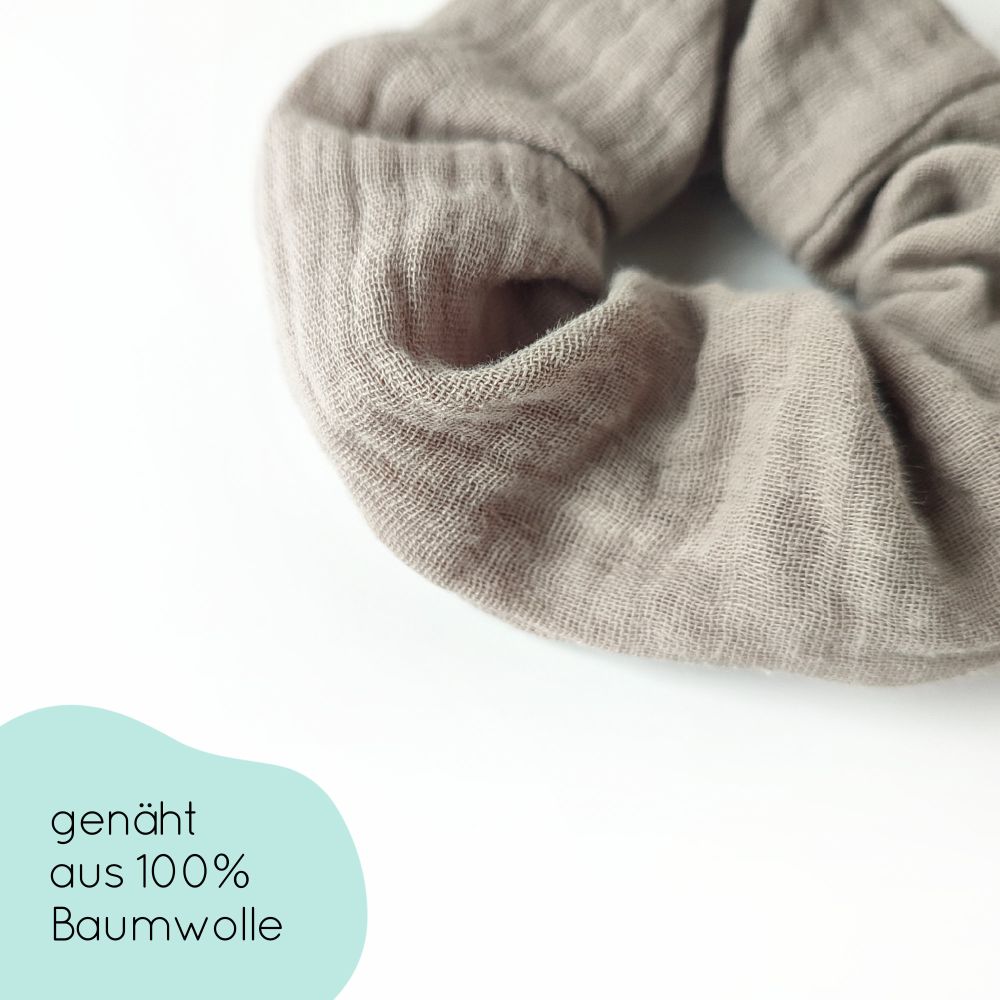 small scrunchie for children | taupe