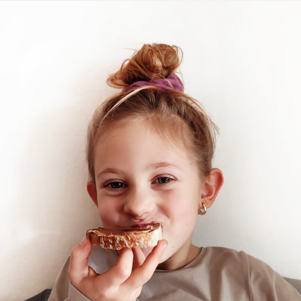 small scrunchie for children | taupe