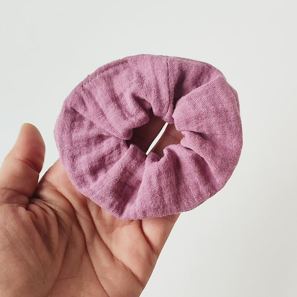 small scrunchie for children | purple