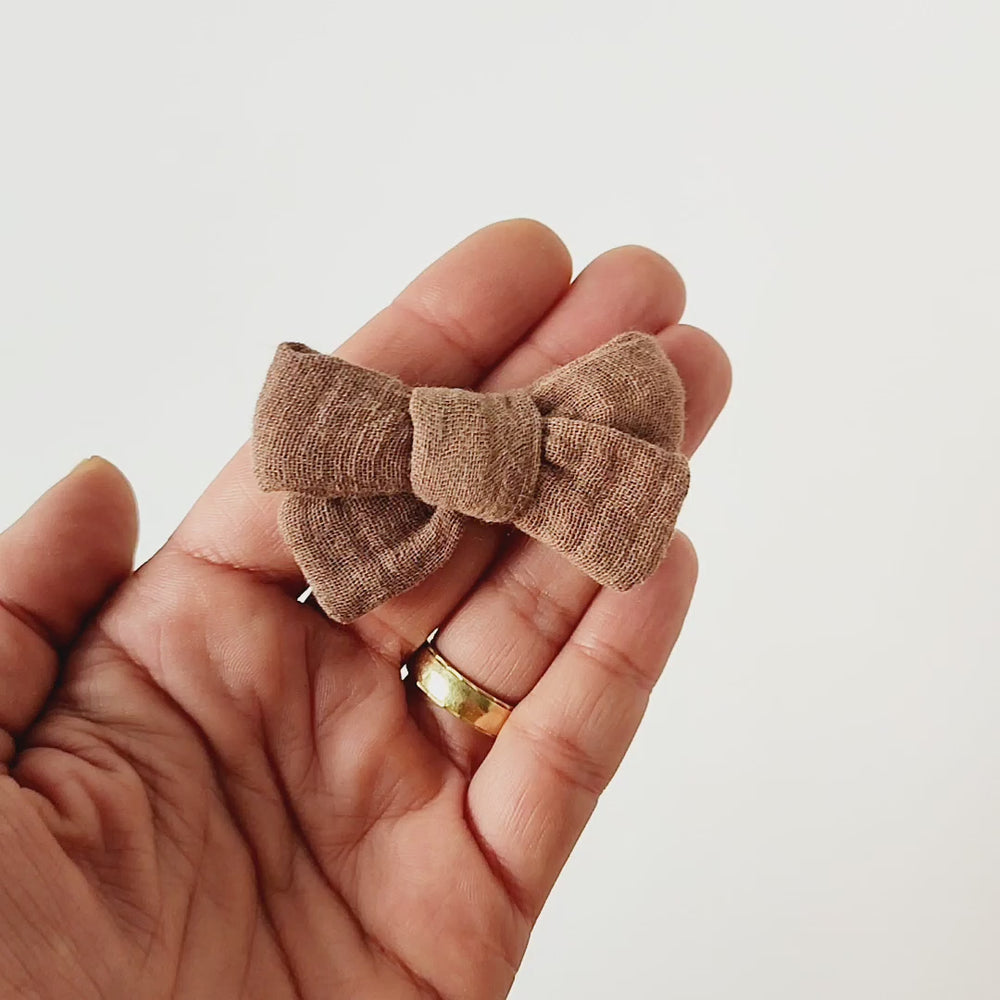 Baby hair bow | MIDI | brown